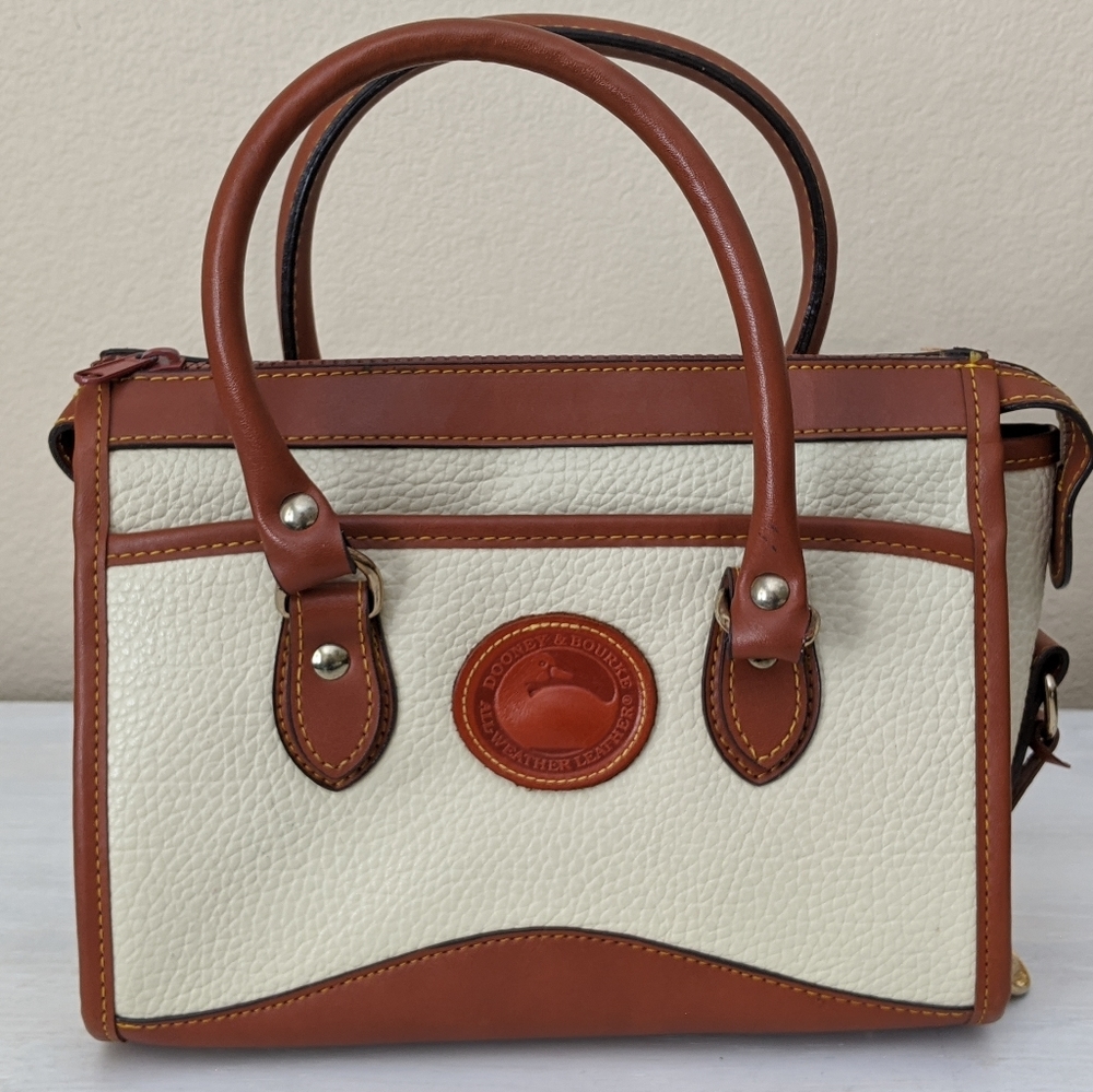 Vintage Dooney and Bourke Cream Leather Purse, Cro